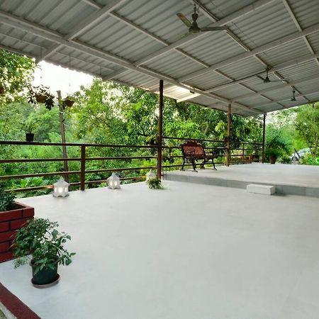 Lobville Homestay Karjat Ngoại thất bức ảnh